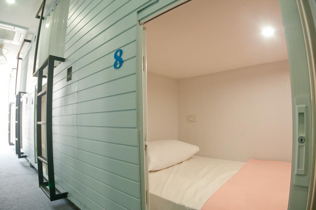 Hotel Capsule Suratthani Сураттхани Экстерьер фото